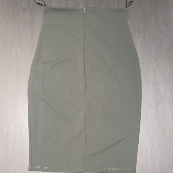 Blanc Medium Olive Green Pencil Skirt - Picture 2 of 4